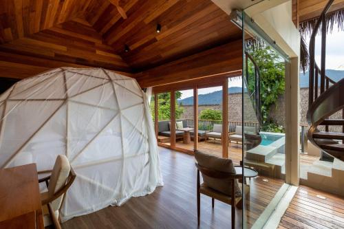 Tree Pool Villa
