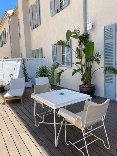 Deluxe Room with Terrace