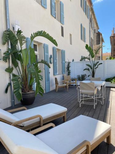 Deluxe Room with Terrace