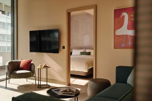 One Bedroom Apartment