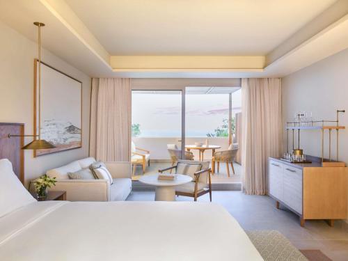 FAIRMONT King - 56sm, undisrupted view of Gibraltar, coffee and tea facilities, terrace