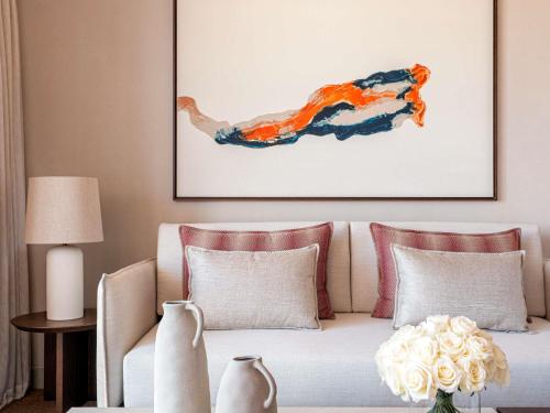SEA VIEW 1 BEDROOM SUITE King - 83sm, living room, separate bedroom, outdoor terrace