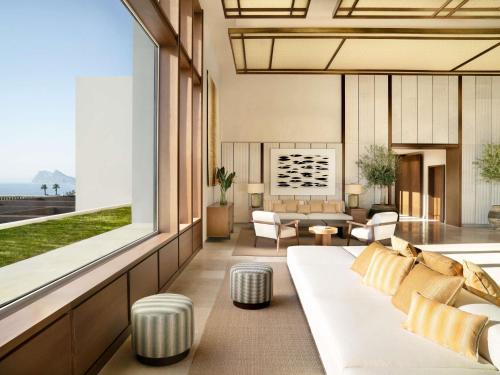 SEA VIEW 1 BEDROOM SUITE King - 83sm, living room, separate bedroom, outdoor terrace