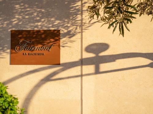 SIGNATURE SEA VIEW STUDIO SUITE 1 King with Pool - 130sm, large outdoor area, large pool