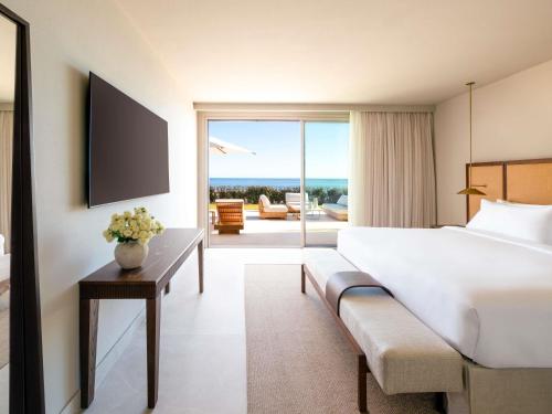 SIROCO 4 BEDROOM VILLA 4 King - 720sm, Sea view, private pool, full kitchen, living room