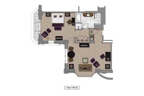 One-Bedroom Suite with Balcony