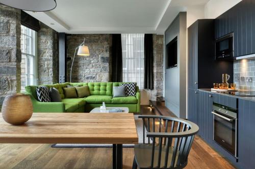 One-Bedroom Double Suite with Sofa Bed
