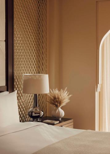 Palm Manor Premiere King Room