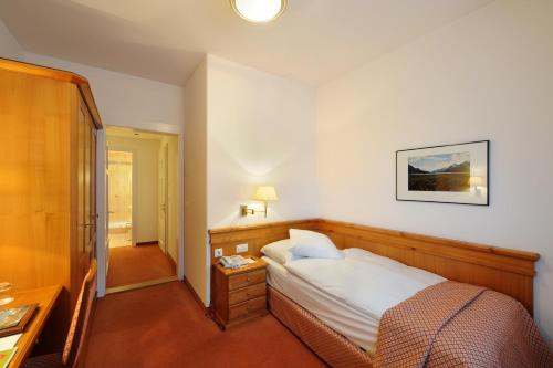 Small Single Room