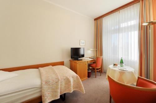 Small Single Room