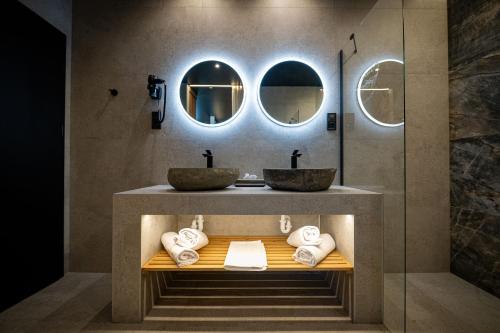 One Bedroom Apartment