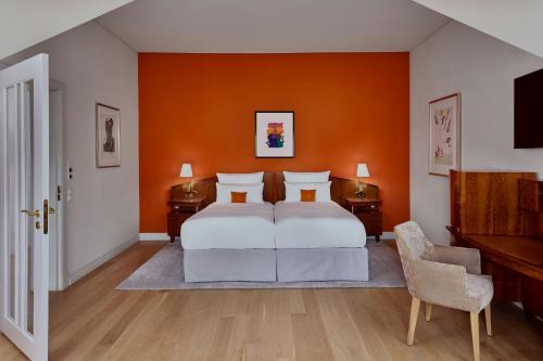 Standard Double Room with City View