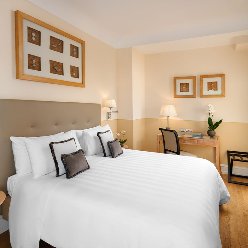 Executive Suite Lateral Sea View