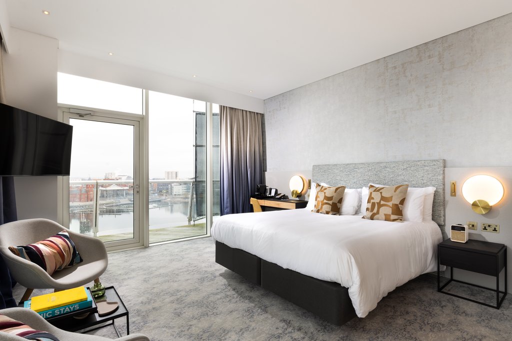 1 Super King Junior Suite Tiger Bay