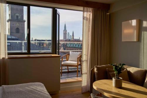 King Room with Balcony