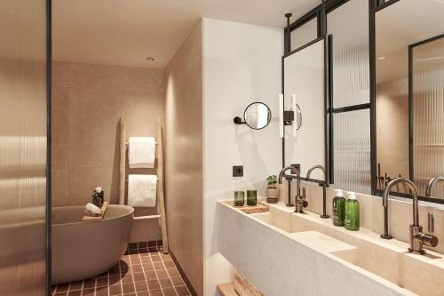 One Bedroom Suite