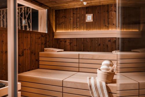 Suite with Sauna and Balcony