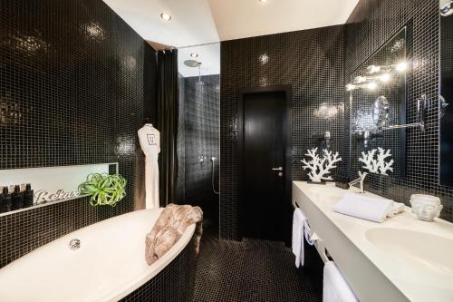 Family suite