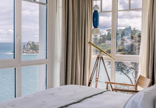 Signature Room