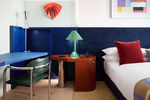 Premium King Room