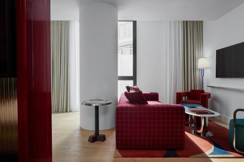 King Studio Suite