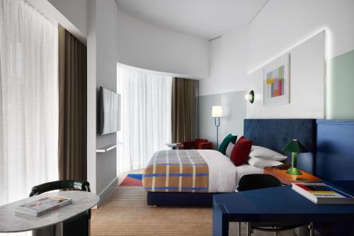 King Studio Suite