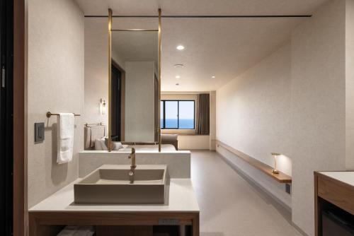 Twin room with sea view