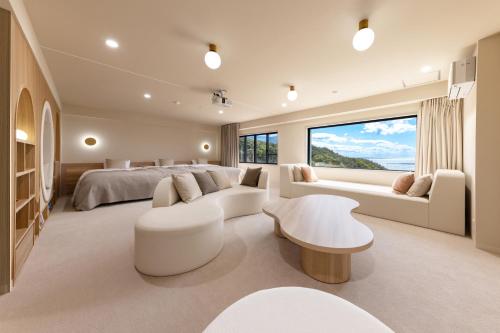 Triple Room with Sea View