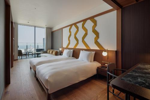 Twin Room with Balcony
