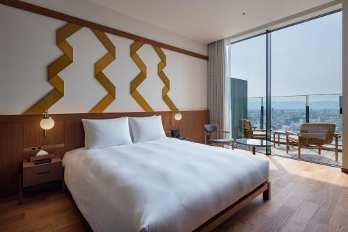 King Room with Balcony