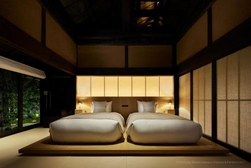 Suite with Mountain View