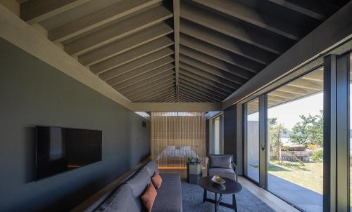 King Suite with Balcony