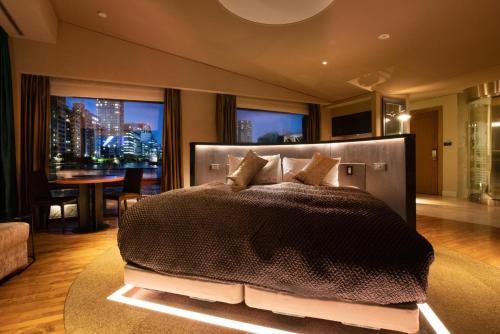 King Room with Sea View