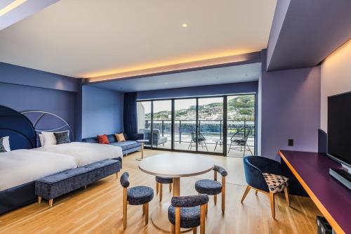 Grand Deluxe Twin Room with Stadium View