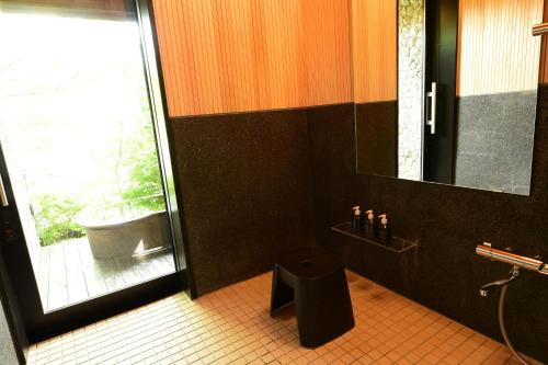 Double Room with Private External Bathroom