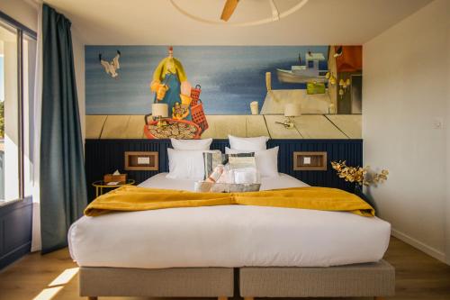 Deluxe Suite with Sea View