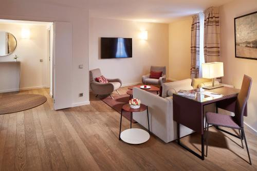 Presidential Suite