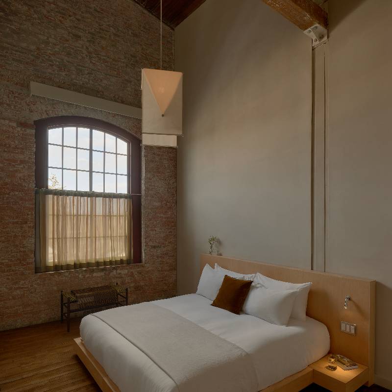 Corner Suite