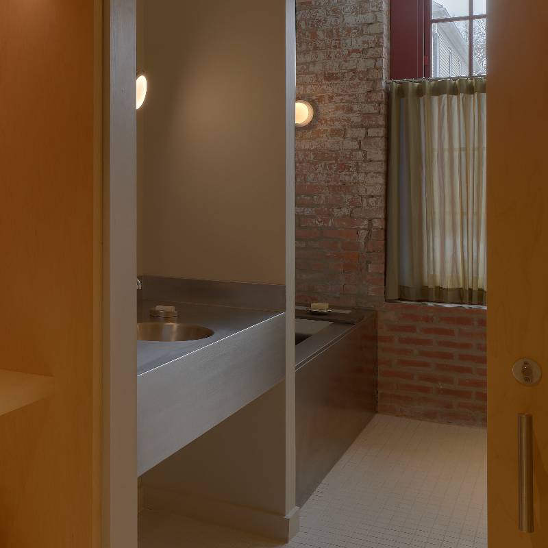 Double Studio (ADA)