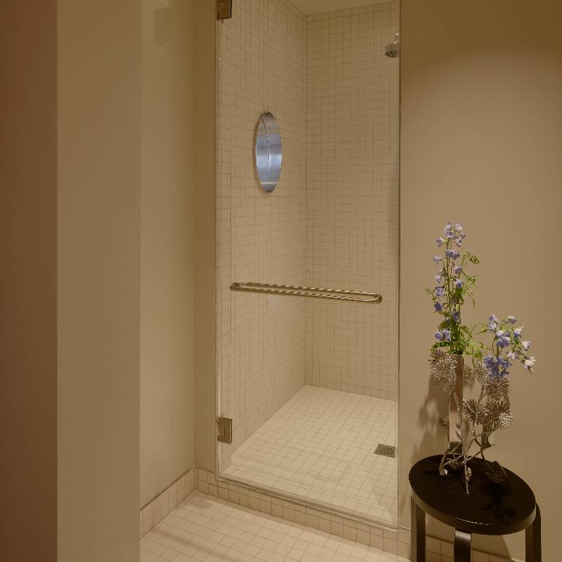 Bathing Studio