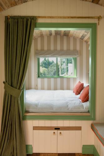 King Room with Lake View