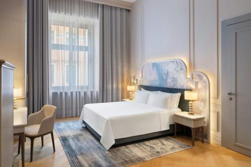 Junior King Suite