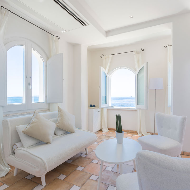 Deluxe Sea View