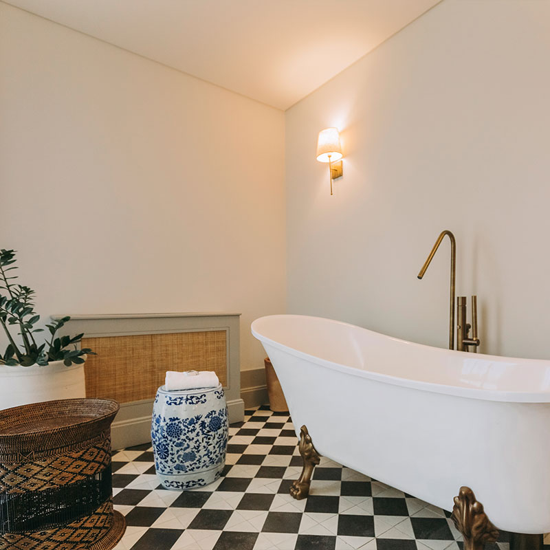 Deluxe with Bathtub, Terrace and Jacuzzi
