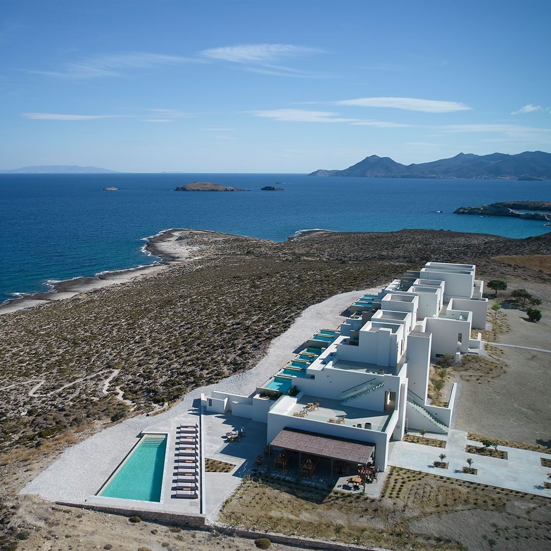 Domes White Coast Milos