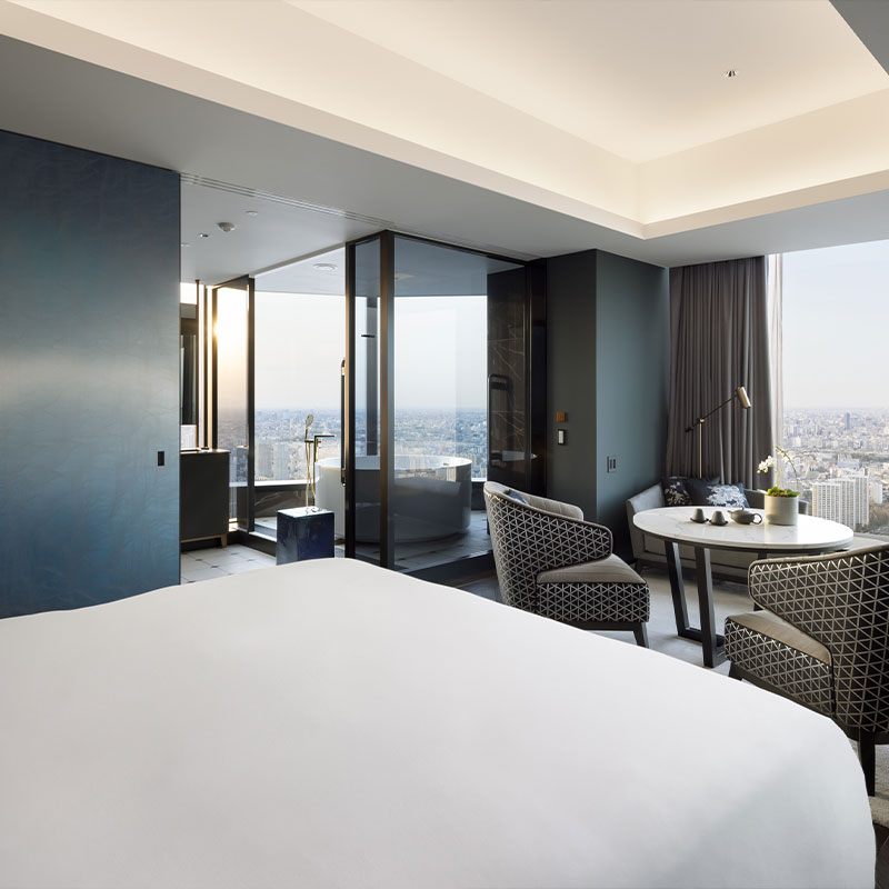 Junior Corner Suite King
