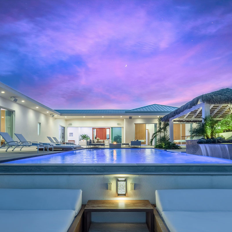 5 Bedroom Ocean Breeze Villa