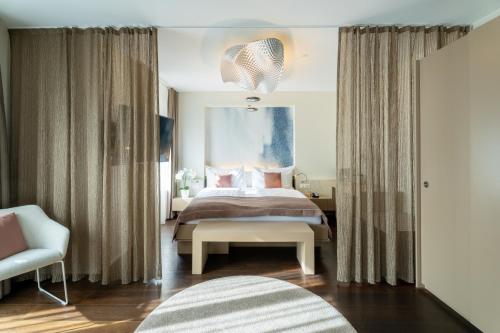 Family Room - Small