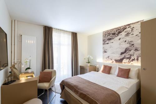 Double Room Small