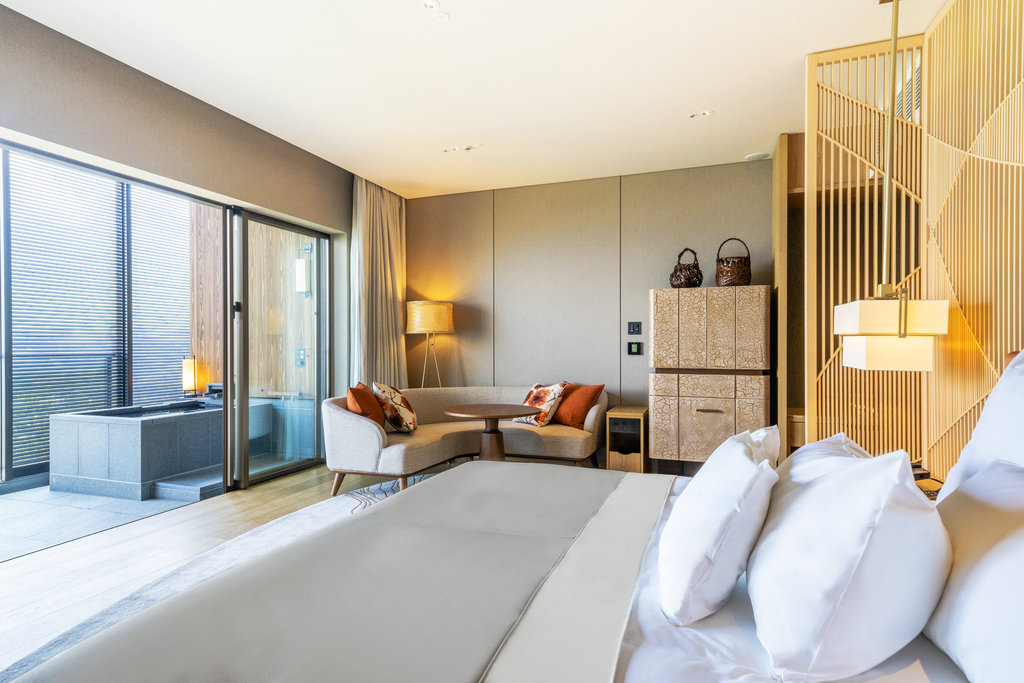1 King Classic Club Lounge Access Private Onsen